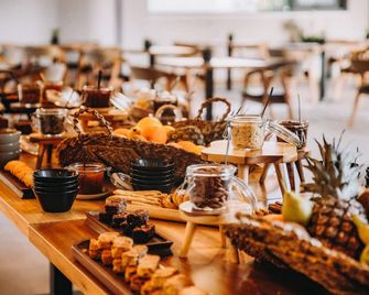 Cook's Club Ialysos Rhodes - Ialysos - 自助餐