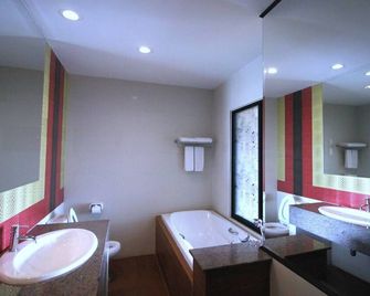 The Sunreno Hotel Bangkok - Bangkok - Kylpyhuone