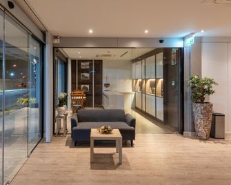 The Crest Hotel - Mueang Ranong - Lobby
