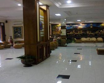 Hotel Galuh Prambanan - Prambanan - Lobby