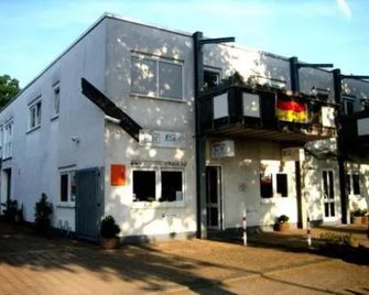 Apartment-Haus - Cologne - Building