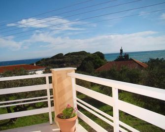 Stelios Studios - Tragaki - Balkon