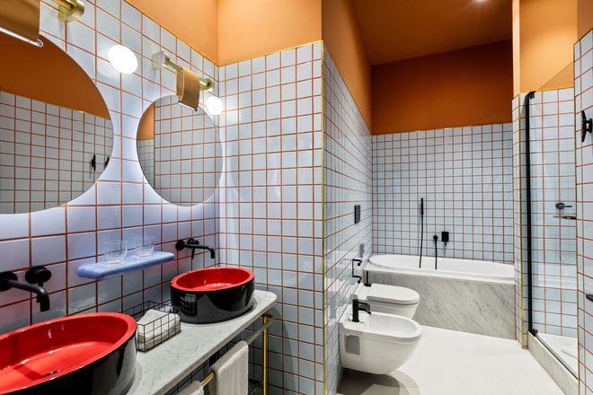 รูมเมท จูเลีย - มิลาน - ห้องน้ำ