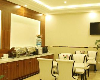 Greentree Inn Anhui Bozhou Mengcheng Zhuangzi Road Express Hotel - Suzhou - Front desk