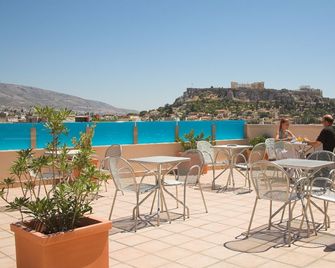 Arion Athens Hotel - Atenas - Balcón