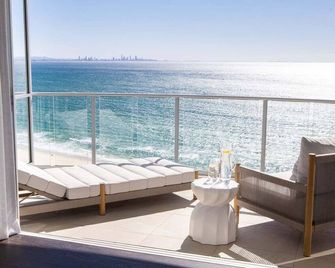 Reflections 1705 - Coolangatta - Balcony