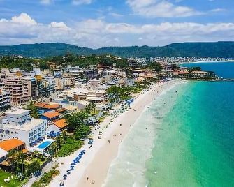 Bombinhas Blue Suites - Bombinhas - Bãi biển