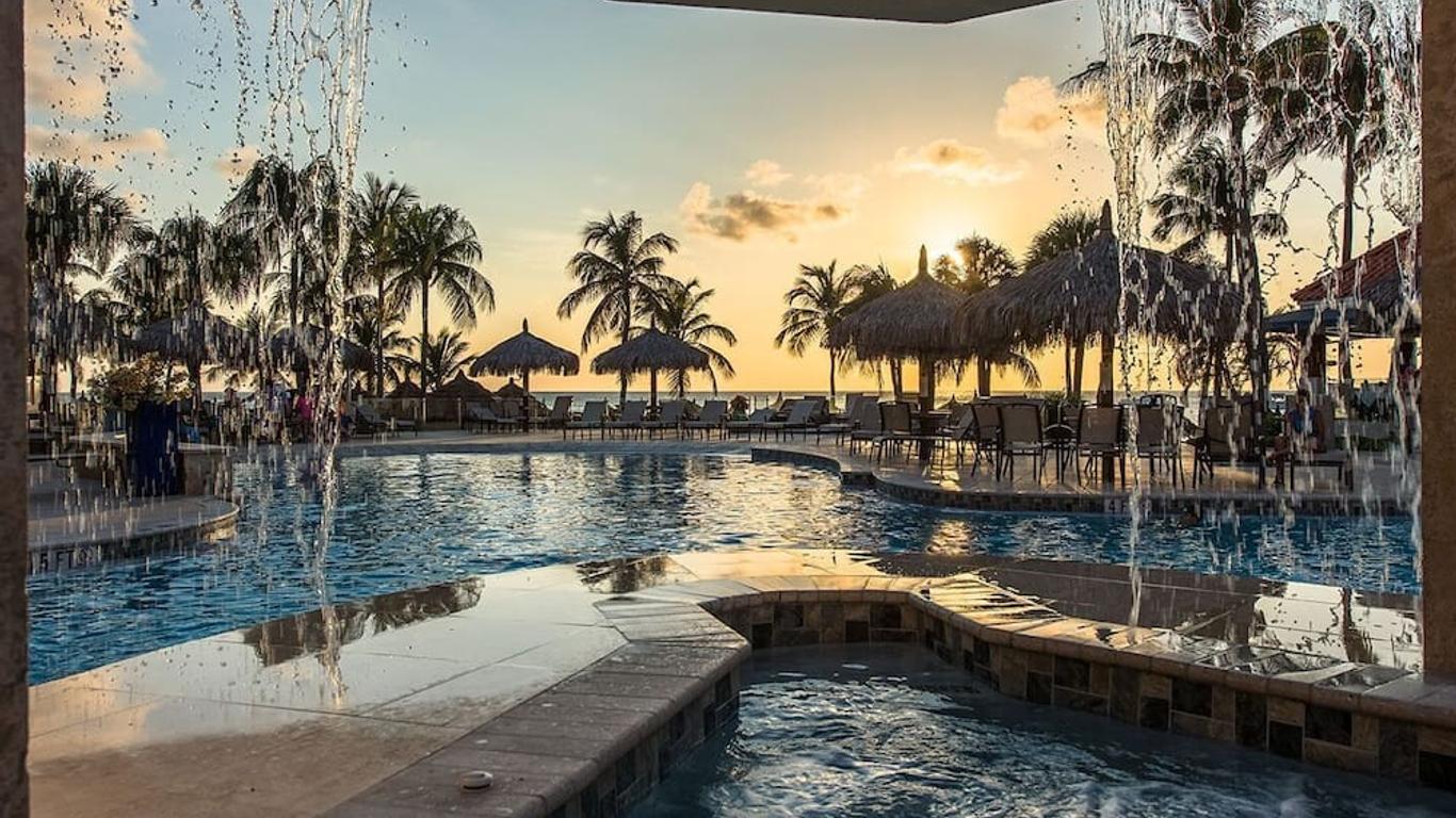 Playa Linda Beach Resort