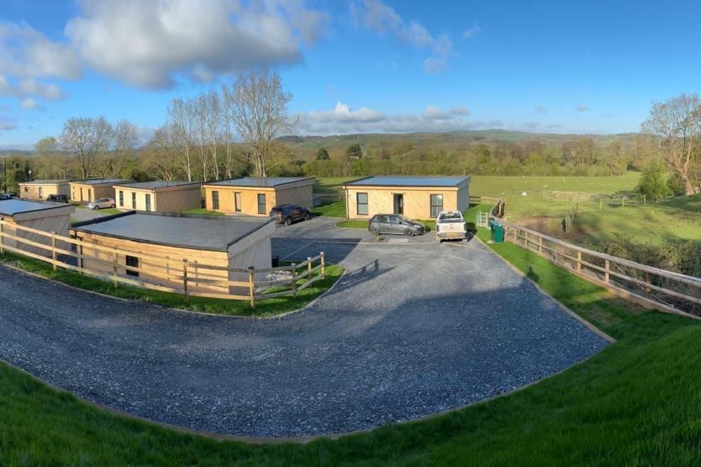 North Wales Eco Lodges - Ruthin - Außenansicht