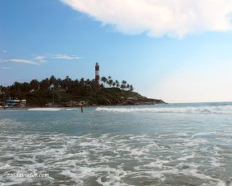 New Kovalam Beach Hotel - Thiruvananthapuram - Praia