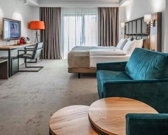 Charm Boutique Hotel - Sathmar - Schlafzimmer