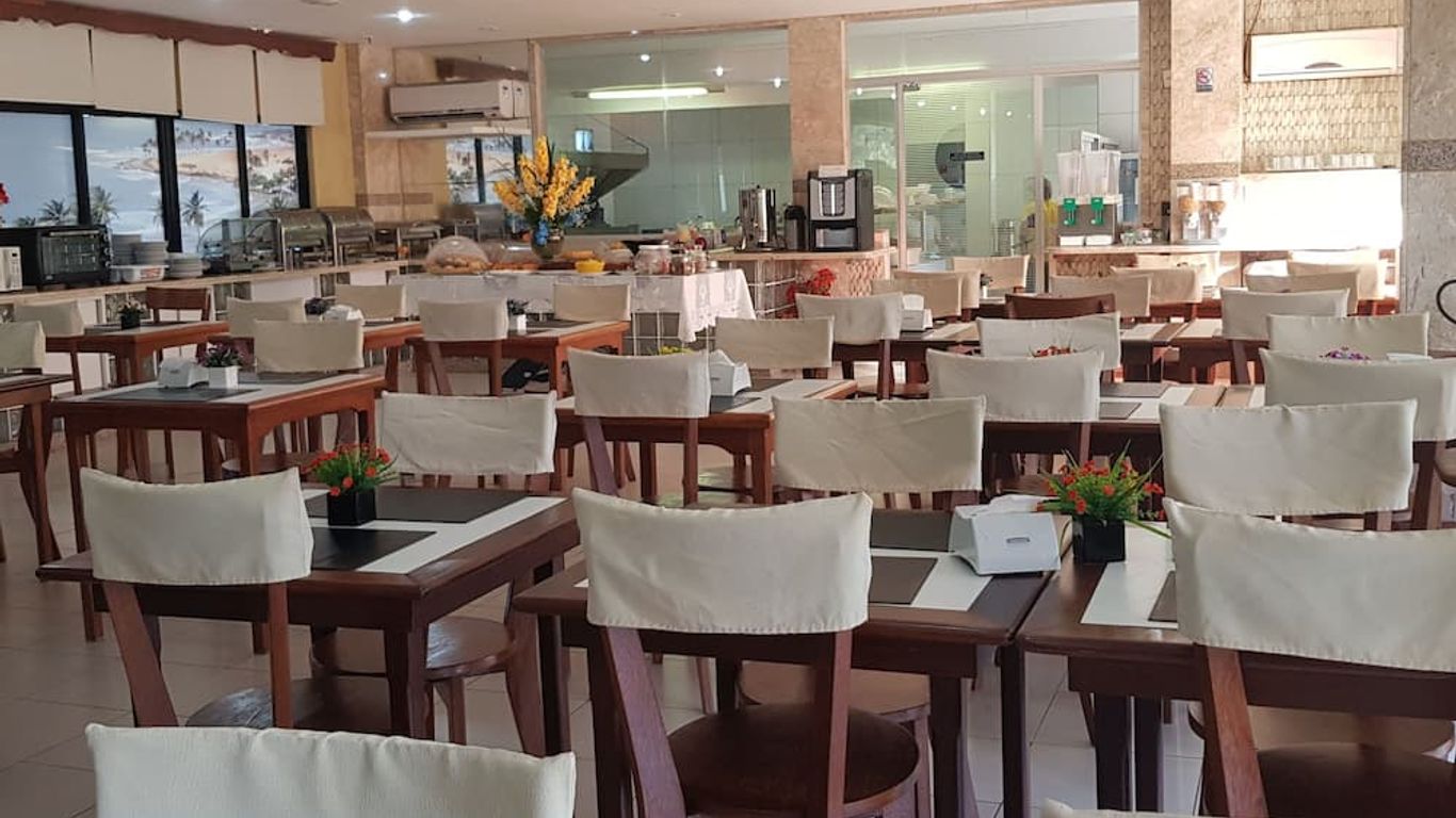 黃金海灘酒店 - 福塔力沙