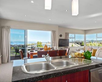 The Lakehouse - Taupo - Taupo