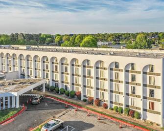 Economy Hotel Memphis - Memphis - Building