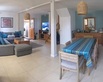 Biarritz center 4 bedrooms terrace, 300m beach, parking - biarritzlocation.com - Biarritz - Living room