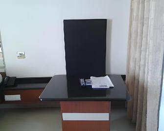 Lotus Bay View Hotel - Pondicherry - Edificio