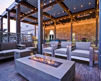 Home2 Suites by Hilton San Francisco Airport North - South San Francisco - Budynek