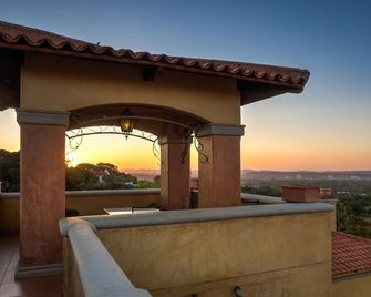 Castello Di Monte - Pretoria - Balcony