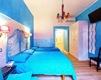 Dream Station - Rome - Bedroom