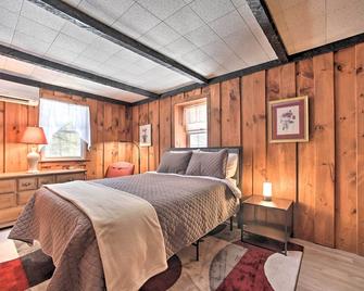 Cozy Great Barrington Home about 1 Mi to Ski Resort! - Great Barrington - Slaapkamer