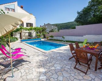 Apartments Villa Roza - Dubrovnik - Pool