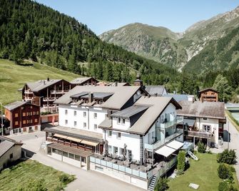 Hotel Furka - Obergoms - Outdoor view