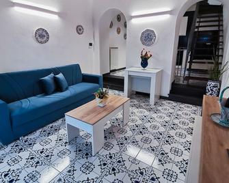 Casagiugiù - Vietri sul Mare - Wohnzimmer