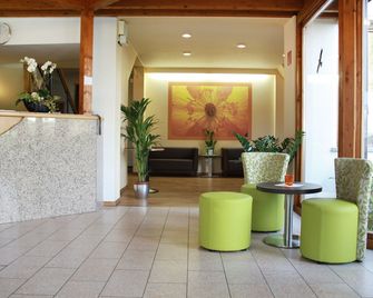 Landhotel Karrenberg - Kirchberg - Hall d’entrée