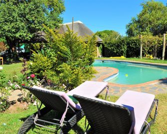 Natwange Backpackers - Lusaka - Piscina