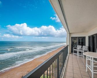 Luxury, Direct Oceanfront Unit and Balcony, Northeast Corner, Heated Pool, Garage Parking - Ormond Beach - Balcón
