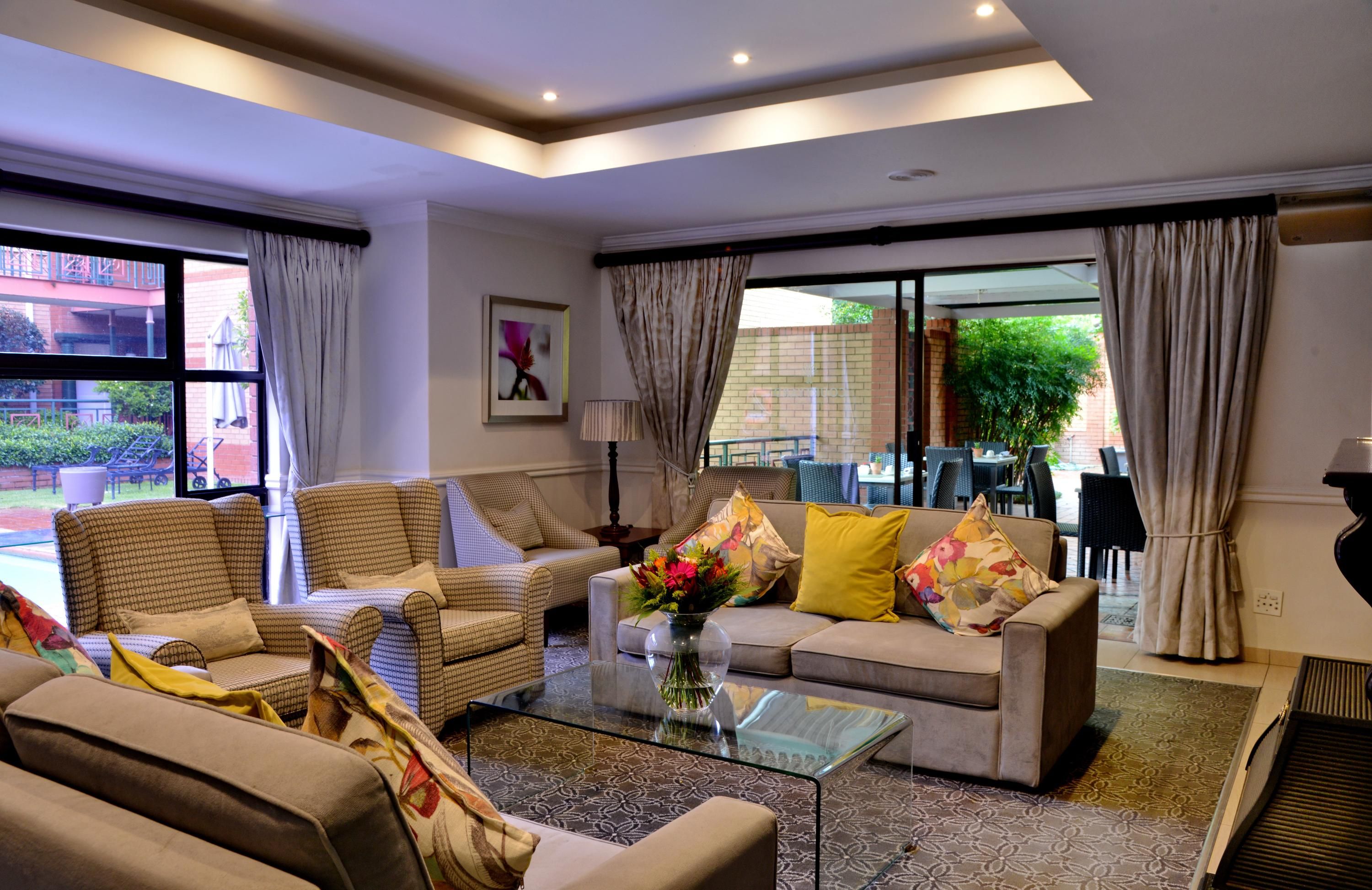 Courtyard Suite Rosebank