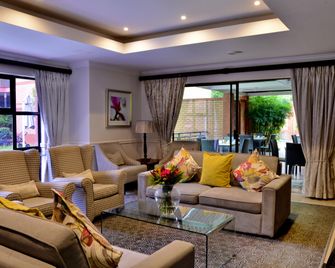 Courtyard Suite Rosebank - Johannesbourg - Salon