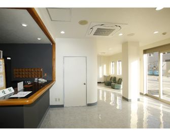 Shirota Hotel - Maebashi - Receptie