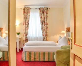 Hotel Post Murnau - Murnau - Bedroom