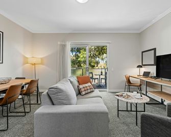 Quest Campbelltown - Campbelltown - Living room