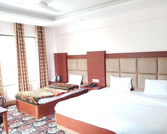 Hotel Natraj International - Kud