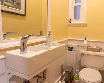 Cardinal Inn Western Room - Cornwall - Koupelna