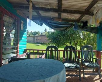 Jima's Home Retreat - Taveuni Island - Patio