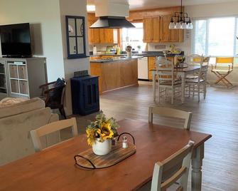 Peaceful 3-bedroom Country Ranch House near Oroville - Oroville