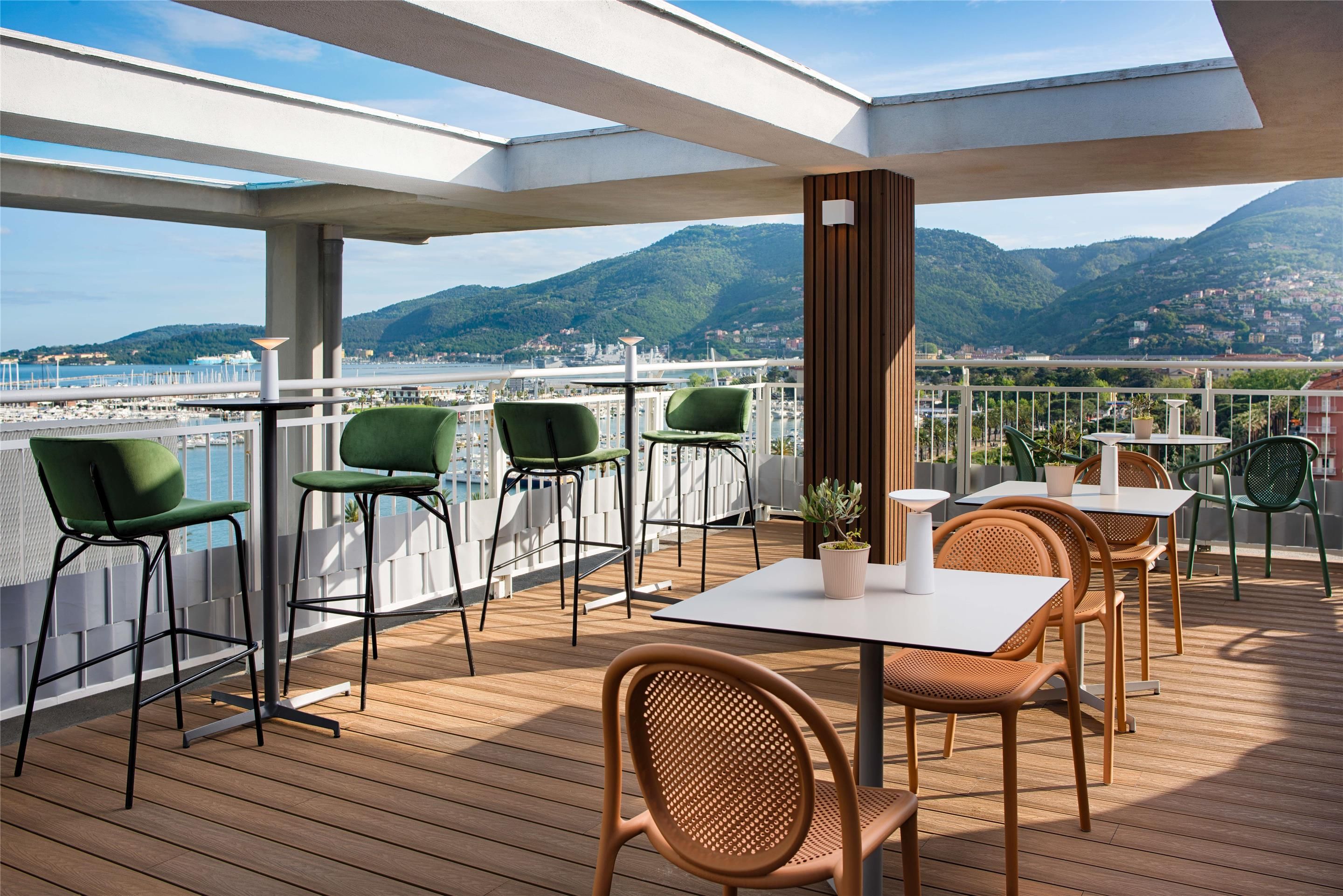 NH La Spezia - לה ספציה - מרפסת