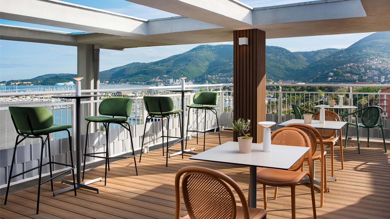 إن إتش لا سبيزيا