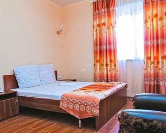 Hotel Anturazh - Novosibirsk - Bedroom