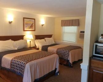 Windrift Motel - West Yarmouth