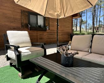 Quaint Rustic Cabin Surrounded By Nature - Black Forest - Patio