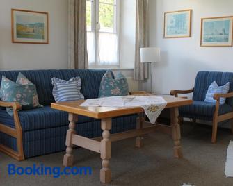 Villa Waldfrieden - Ferienwohnungen Und -Haus - Kochel - Living room