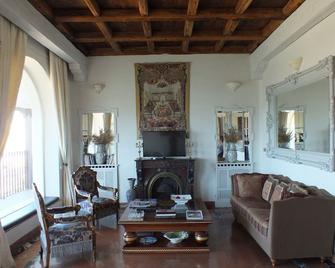 Casa Palacio Villazambra - Ronda - Phòng khách