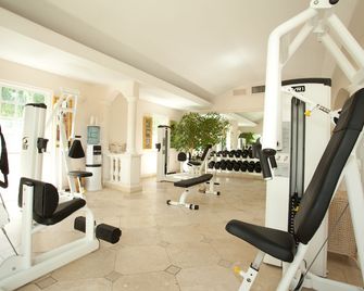 Coco Reef Resort and Spa - Crown Point - Gym