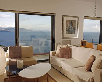 Seaview Maisonette Schinias - Schinias - Sala de estar