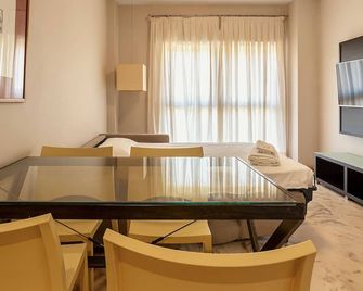 Apartamentos Vértice Bib Rambla - סביליה (ספרד) - חדר אוכל
