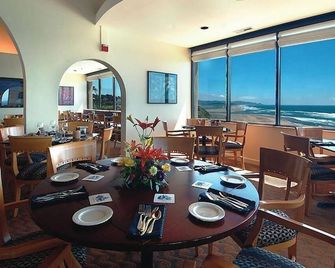 Inn at Spanish Head Resort Hotel - Lincoln City - Restaurant